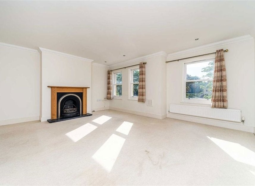 House Langdon Park in Greater London