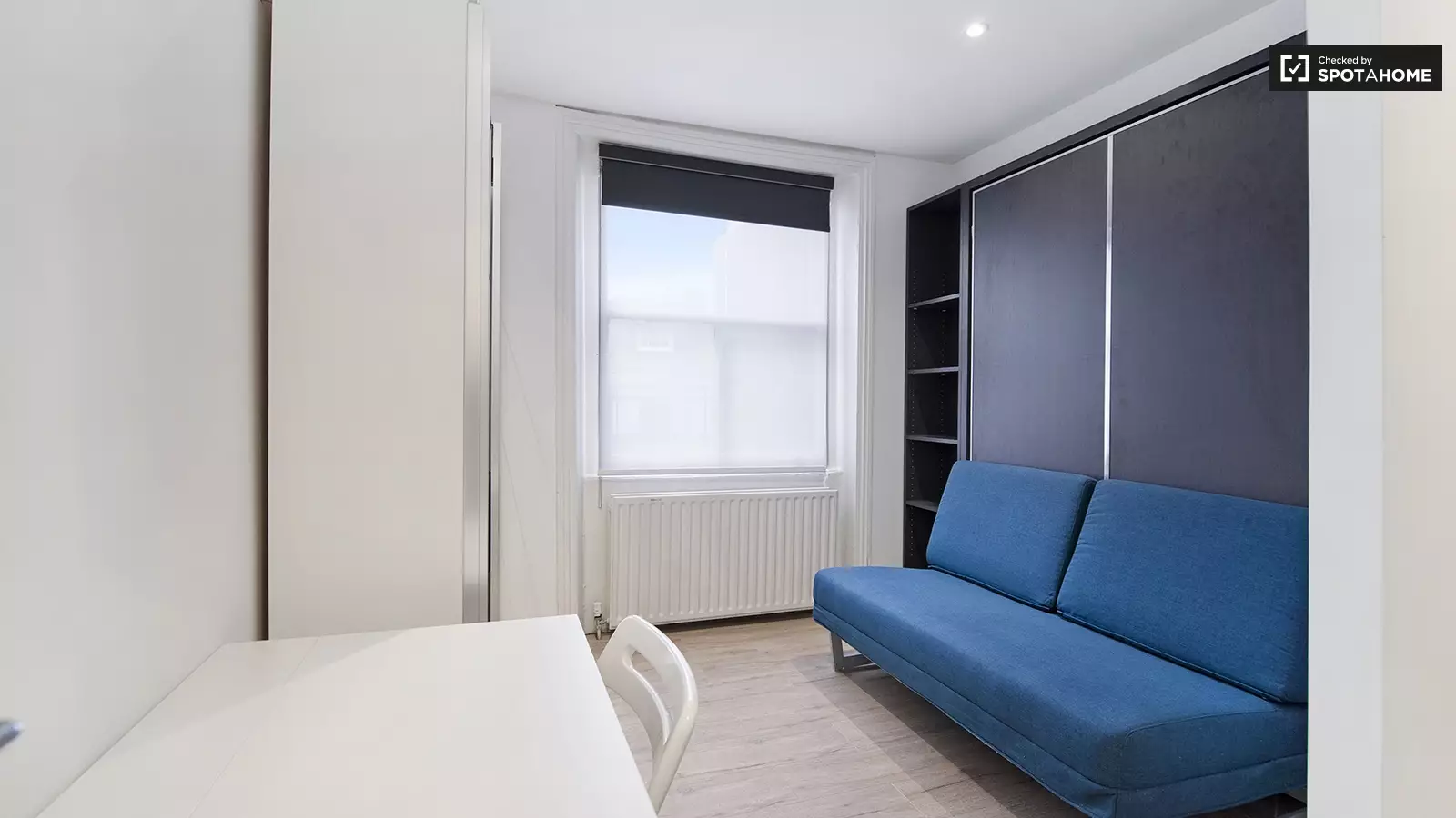 Flat Queensborough Terrace in City of Westminster