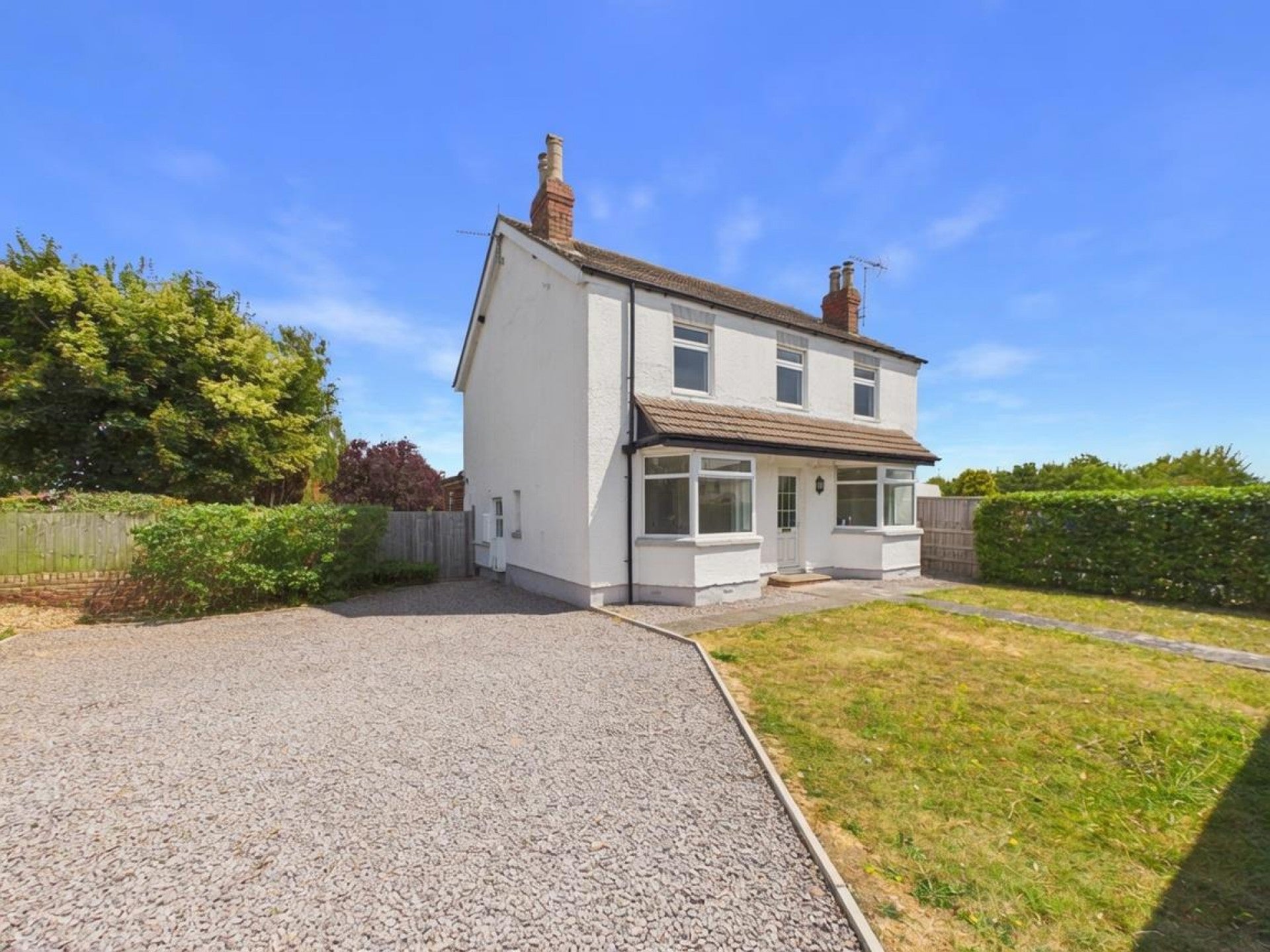 House Cheltenham Road East in Tewkesbury