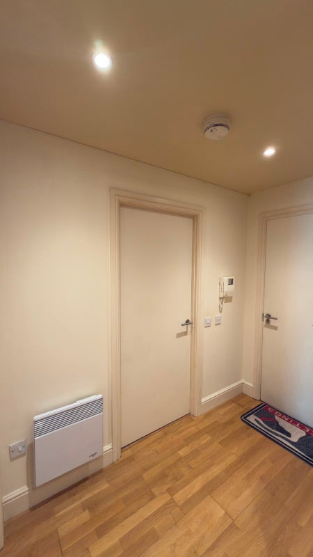 Room Plumbers Row in Greater London