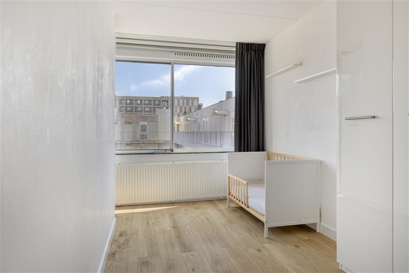 Appartement te koop: Martini van Geffenstraat 104, Amsterdam
