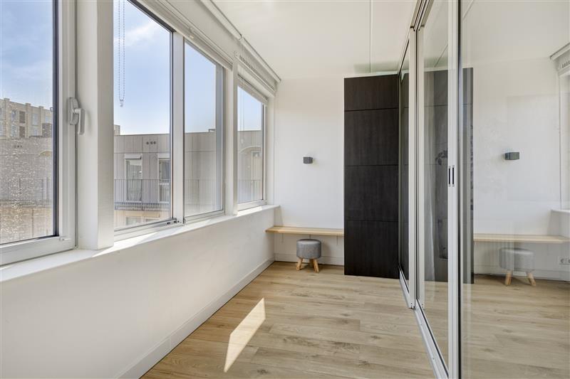 Appartement te koop: Martini van Geffenstraat 104, Amsterdam