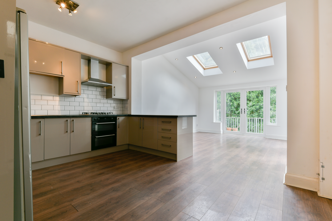 House Mirfield Avenue in Cheadle