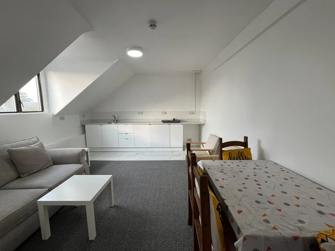 Flat Guru Nanak Road in Greater London