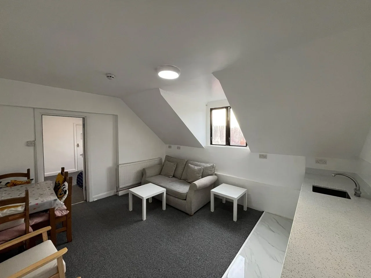 Flat Guru Nanak Road in Greater London