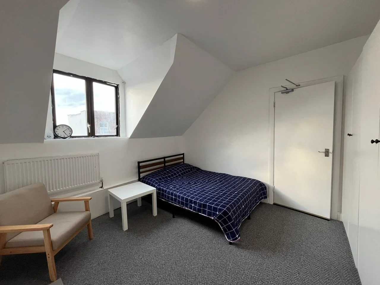Flat Guru Nanak Road in Greater London
