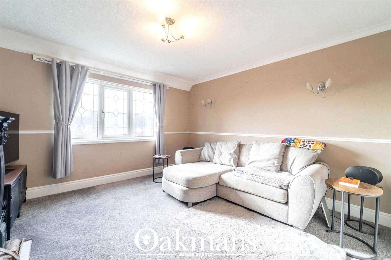 Flat Heronfield Close in Redditch
