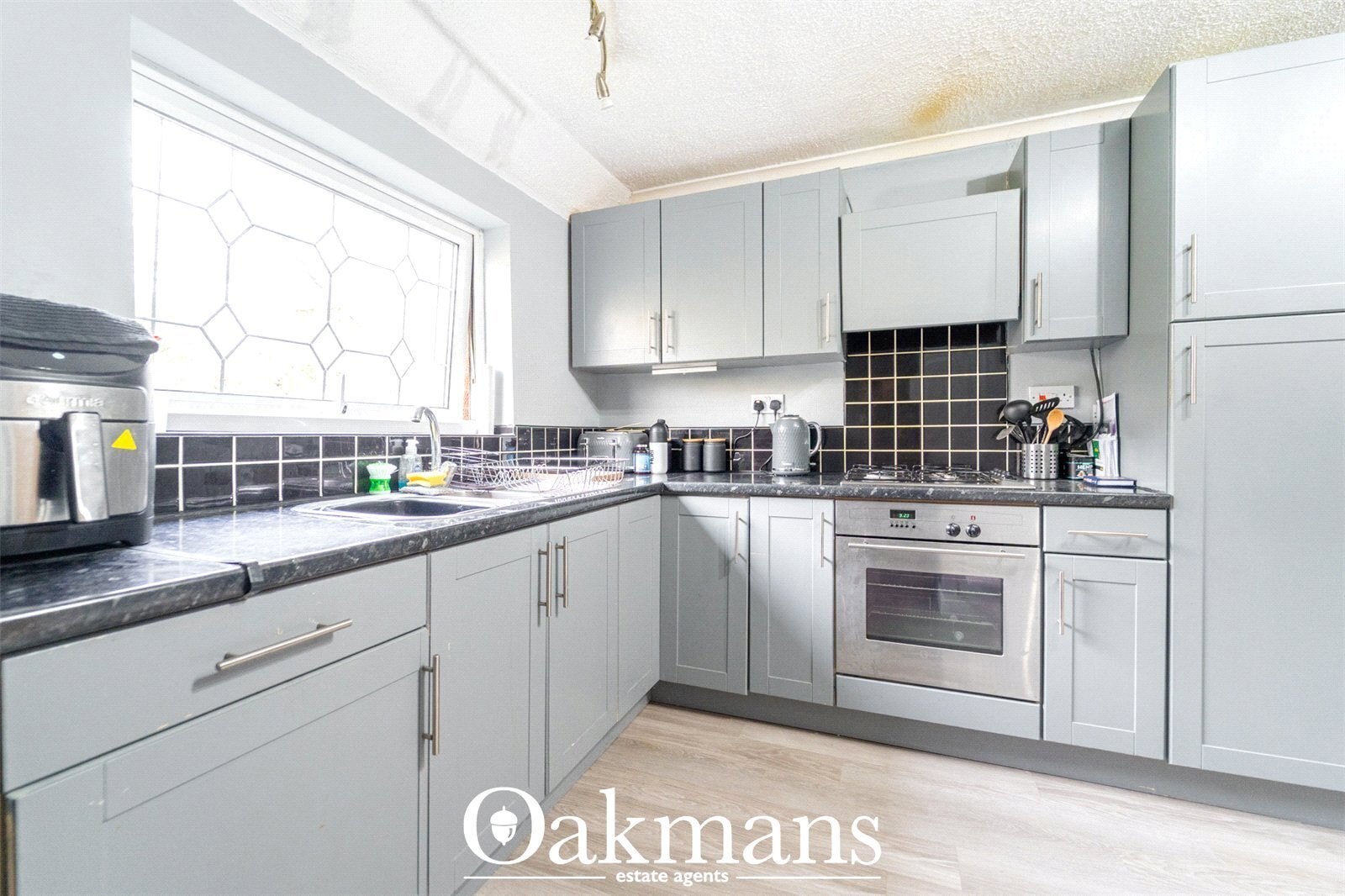 Flat Heronfield Close in Redditch