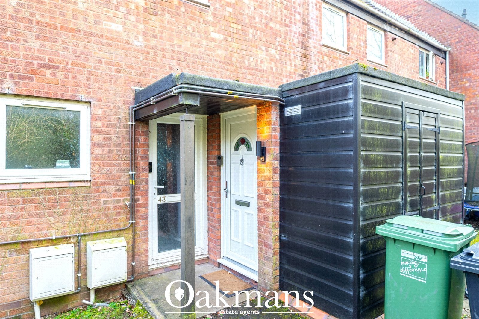 Flat Heronfield Close in Redditch