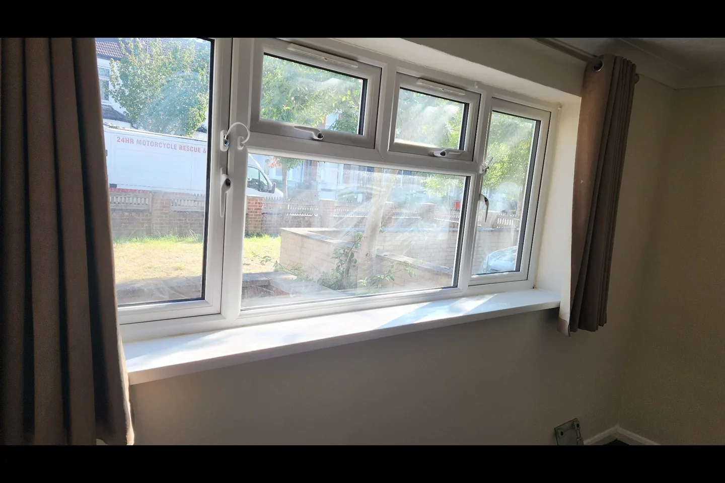 Room Marmadon Road in Greater London