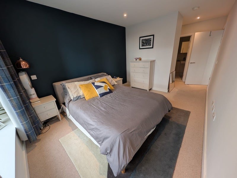 Room Deacon Street in Greater London