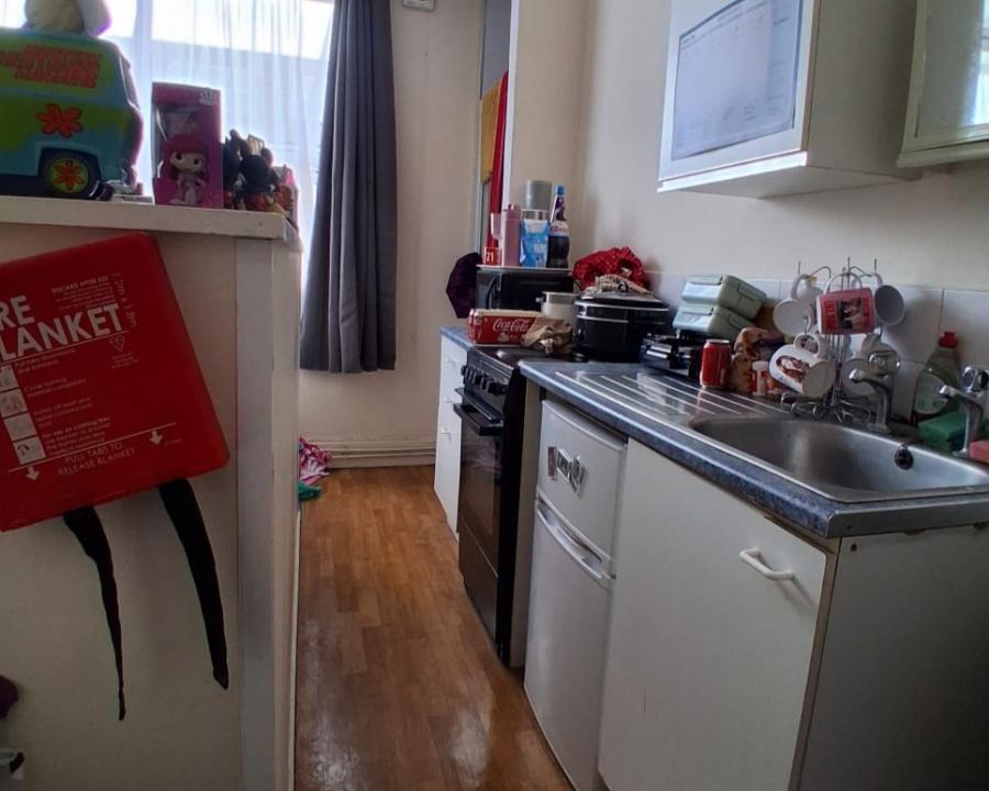 Room Carholme Road in Lincoln
