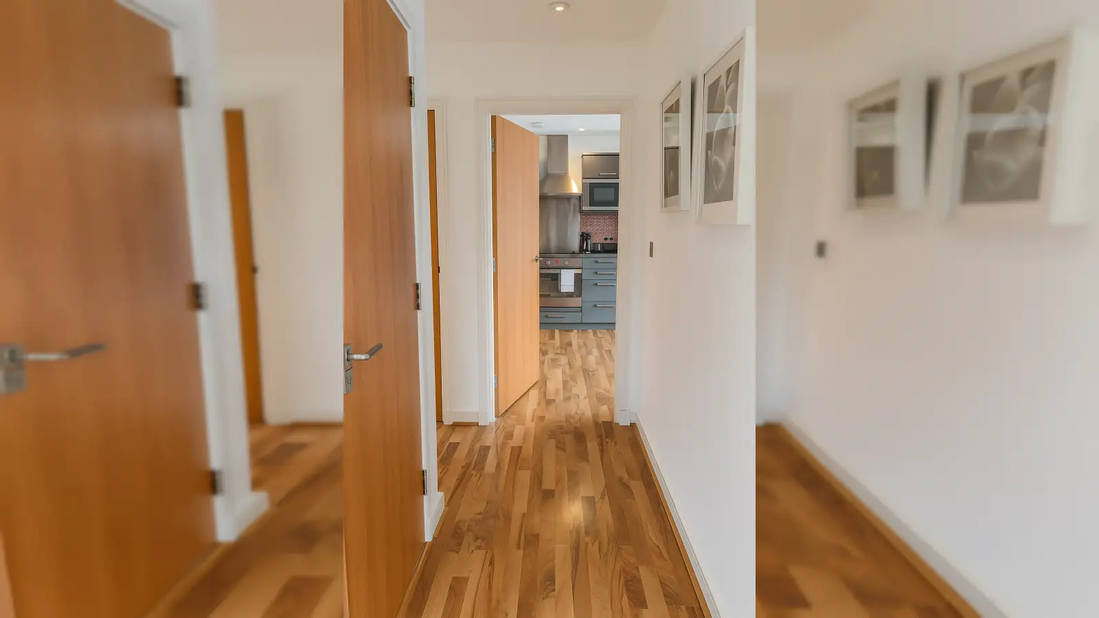 Flat Clayton Crescent in Greater London