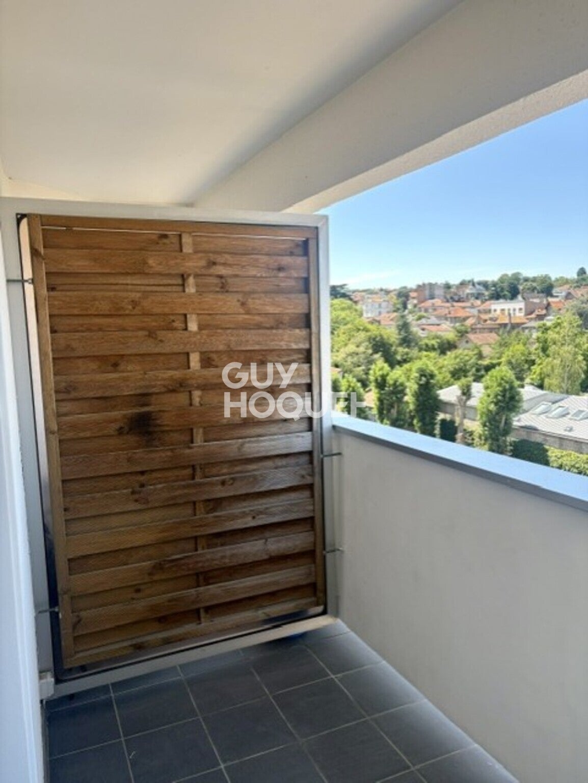 Flat Rue Pierre Brossolette in Clamart