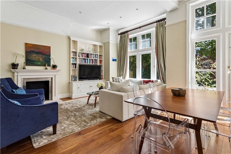 Flat Evelyn Gardens in Greater London