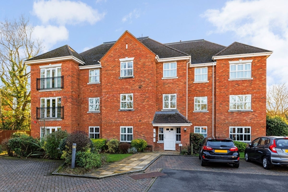 Flat Maxwell Place in Beaconsfield