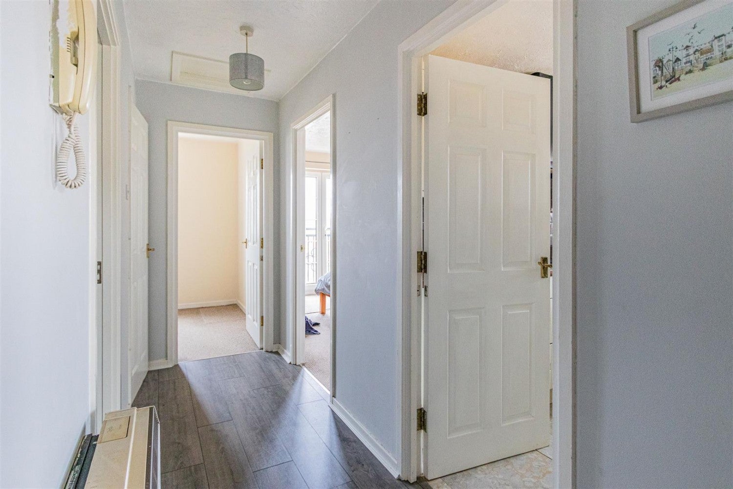 Flat Seager Drive in Cardiff