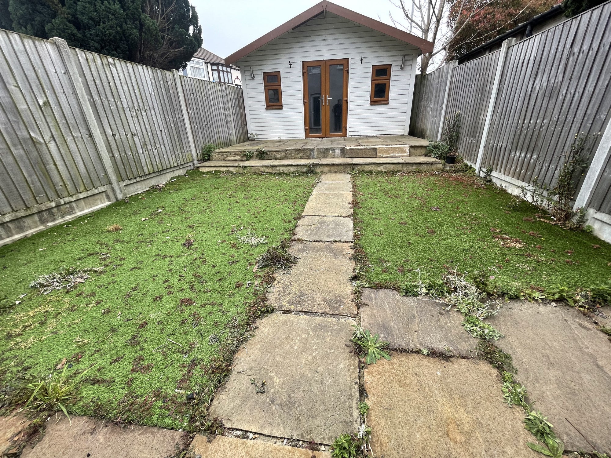 House Ainsley Avenue in Greater London