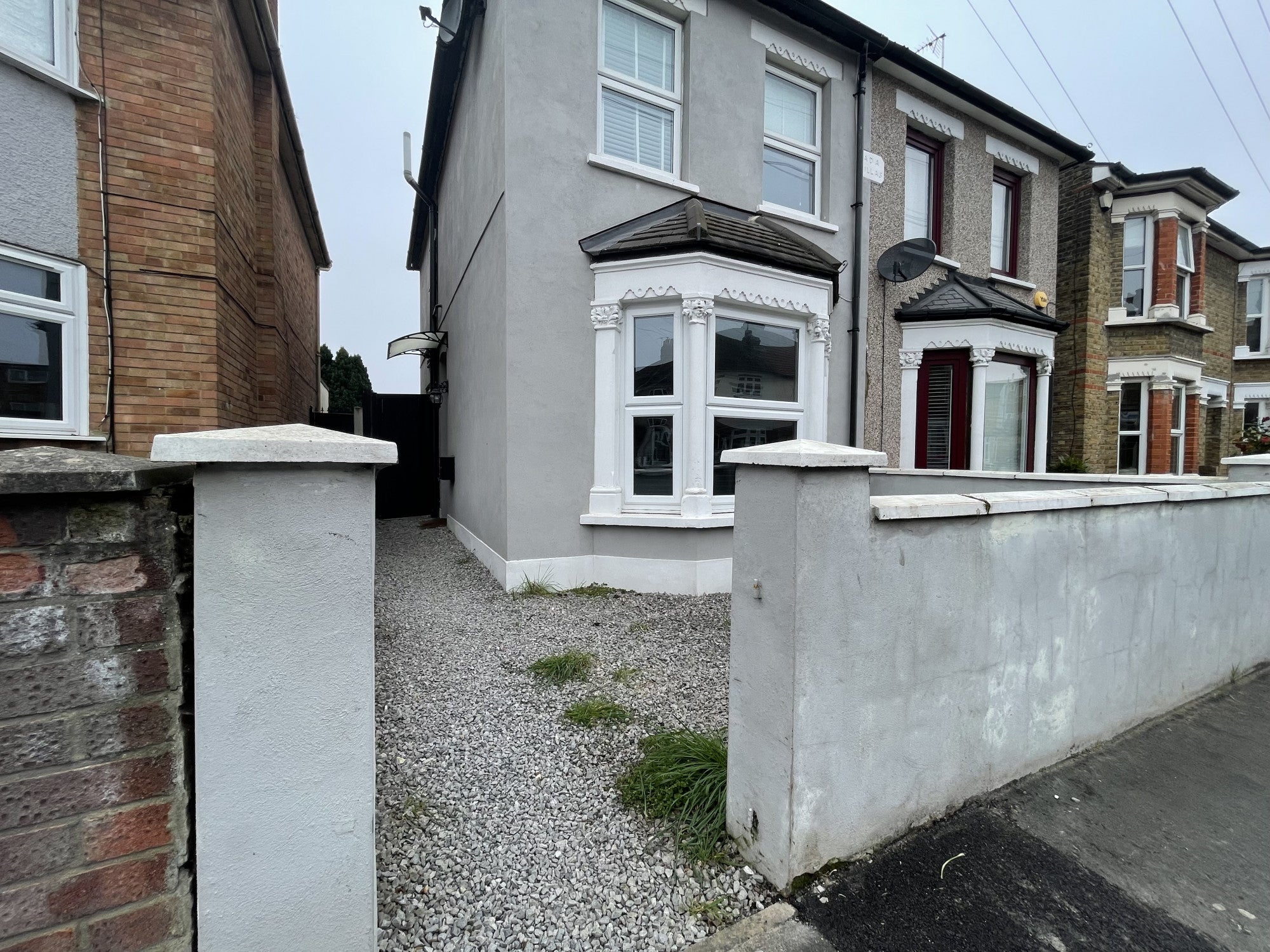House Ainsley Avenue in Greater London