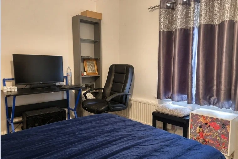 Room Wingfield Road in Gravesham