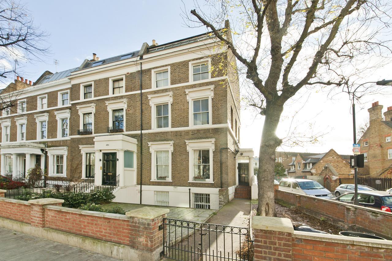 Flat Fulham Road in Greater London