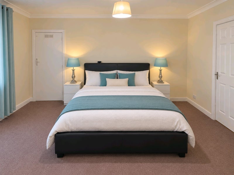 Room Montford Avenue in Glasgow