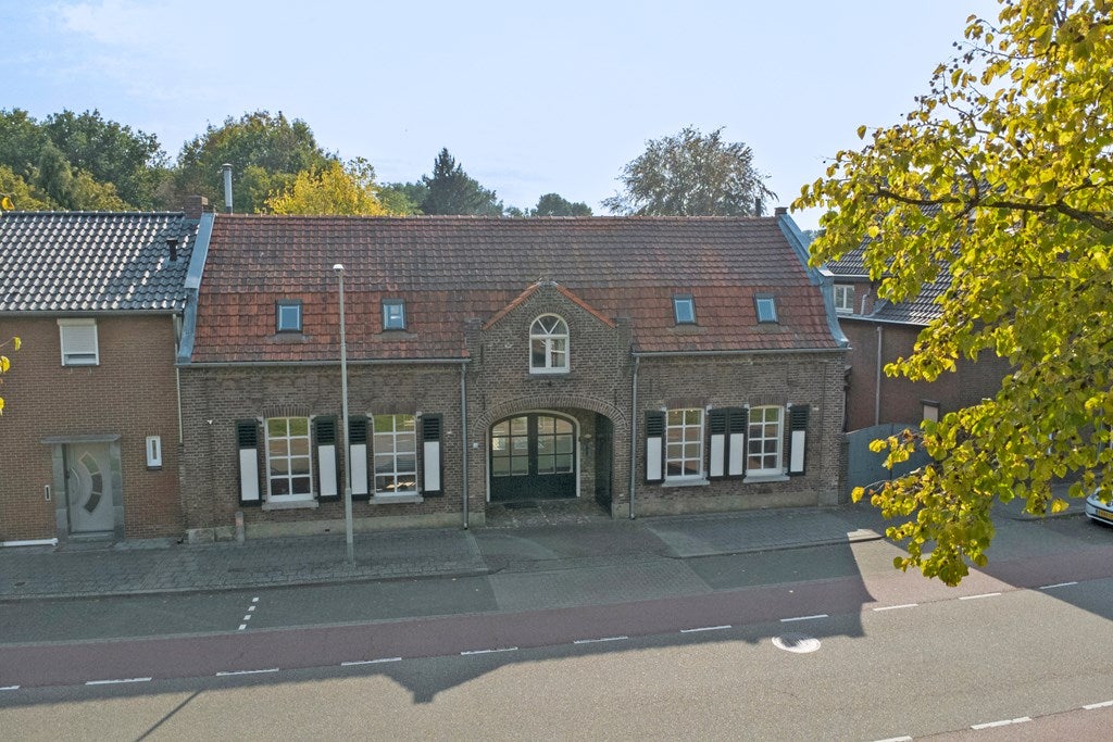 Huis Kerkstraat 10 in Maasbracht