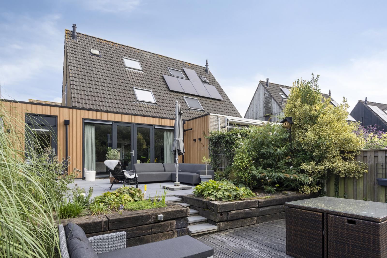 Huis Schoener 42 47 in Lelystad