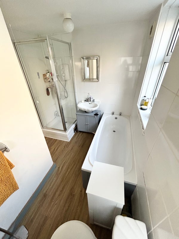 Room Arbery Road in Greater London