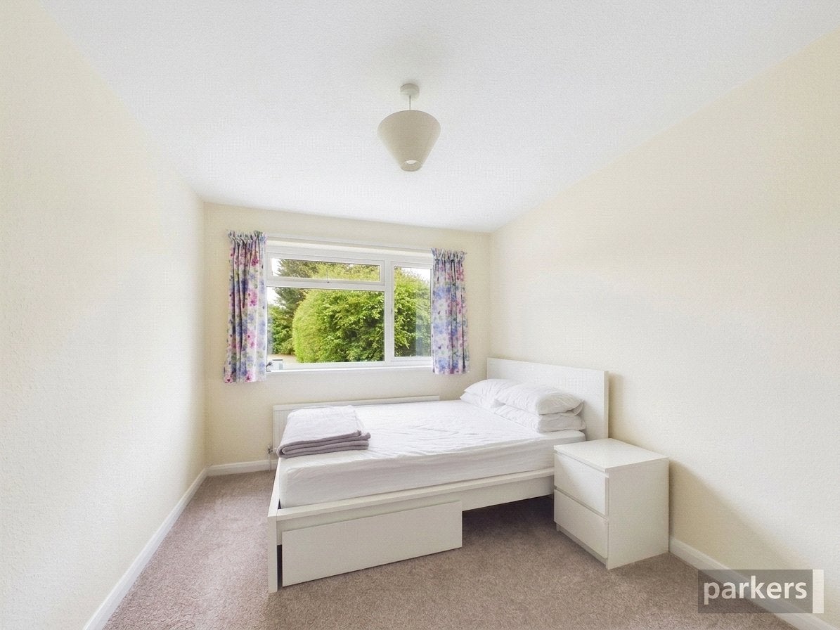 House Fosters Lane in Reading