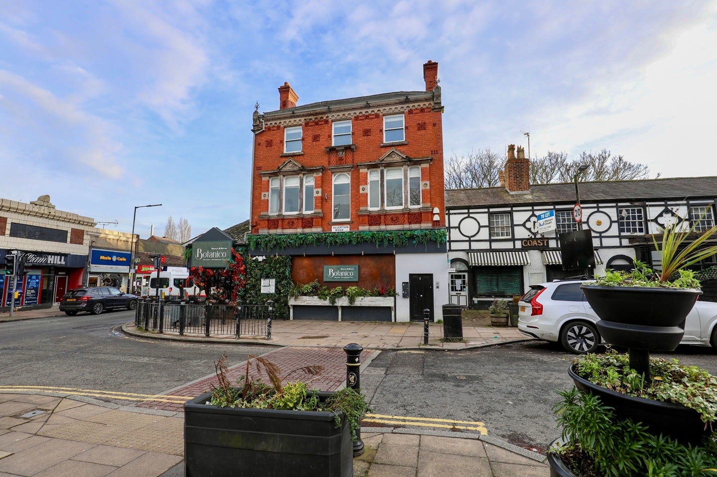 Flat Allerton Road in Liverpool