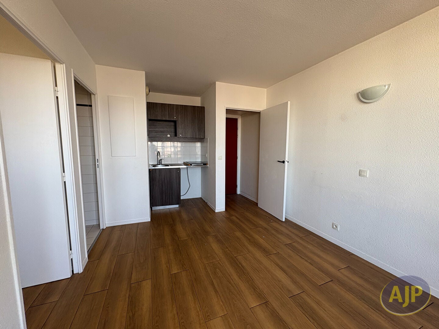 Appartement Chemin des Griffouillades à Saint-Germain-et-Mons