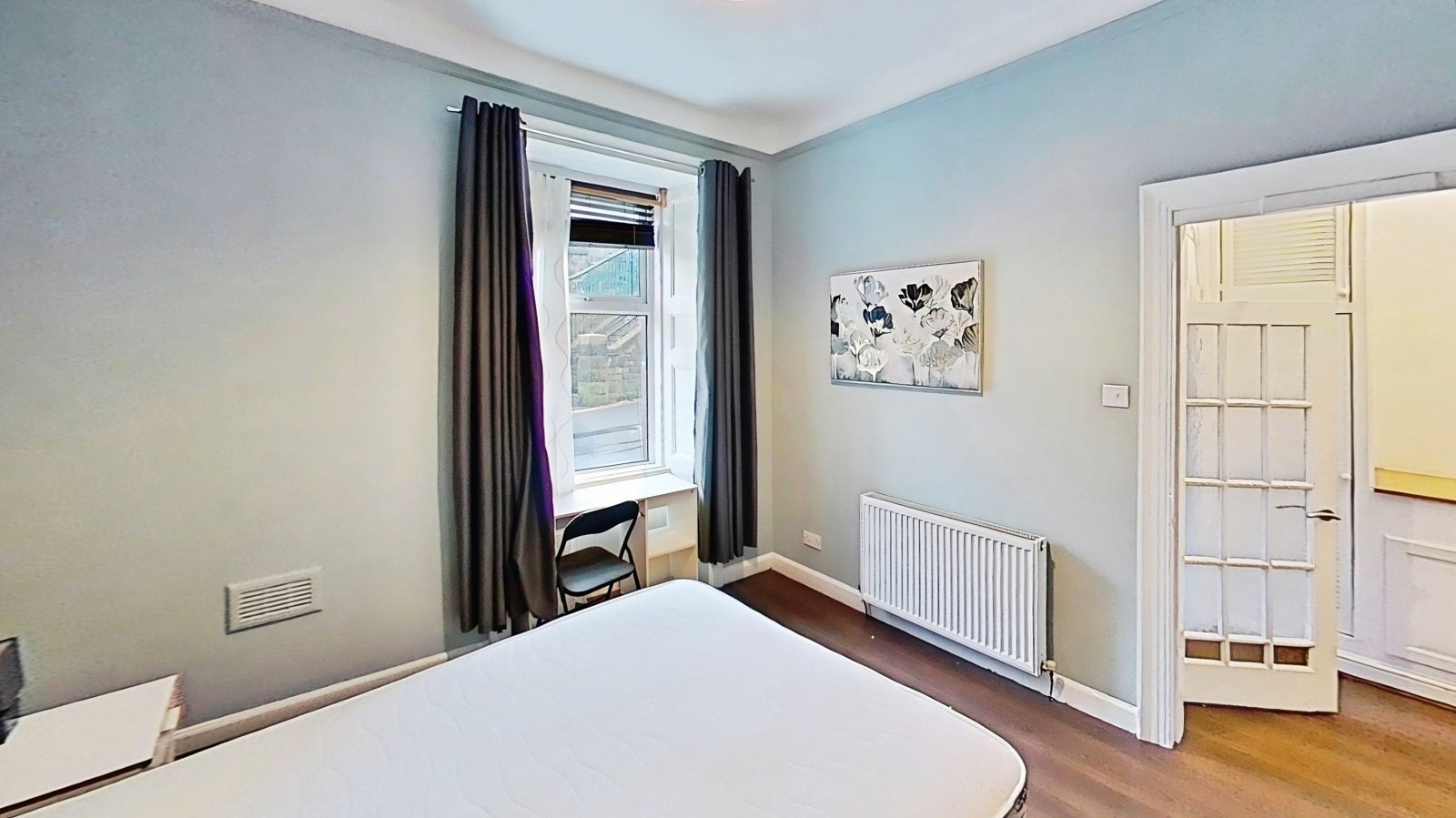 Flat Stewart Terrace in City of Edinburgh