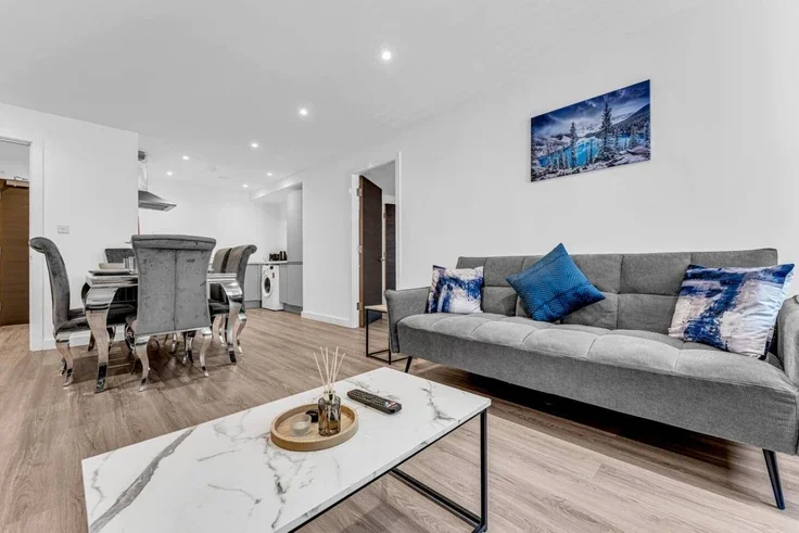 Flat Bidston Road in Liverpool