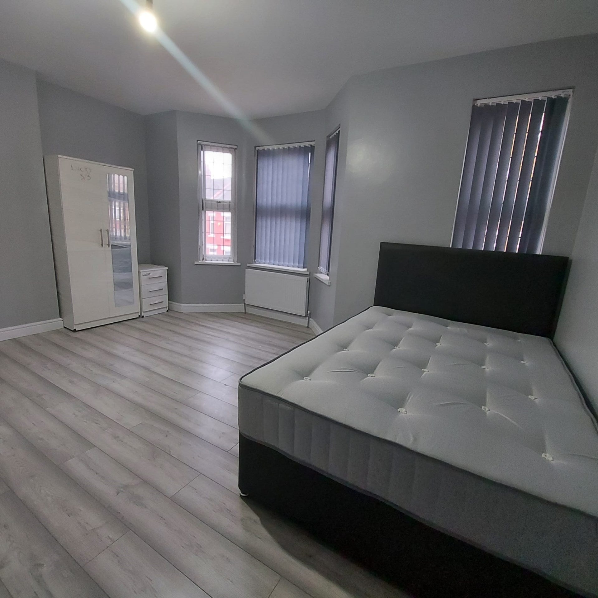 Room Avondale Road in Luton