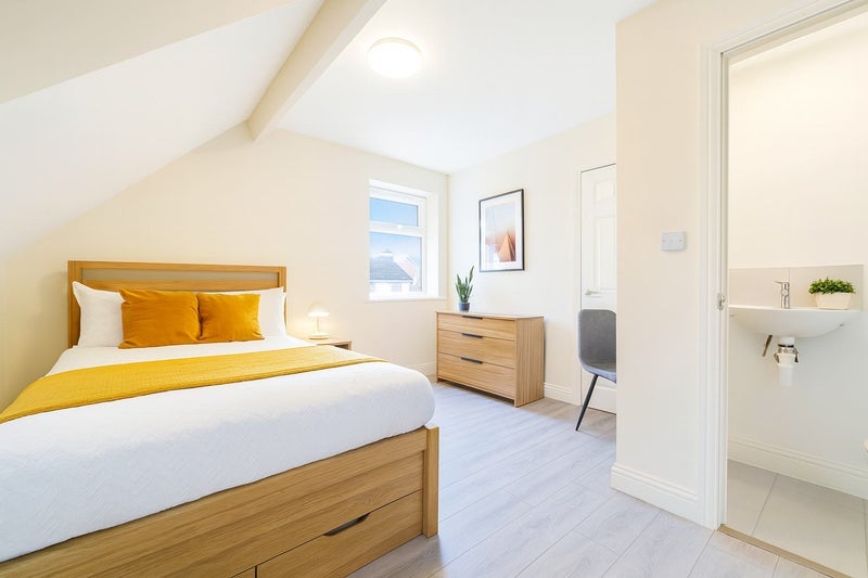 Room Orchard Street in Tamworth