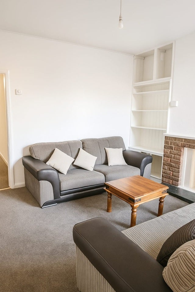 Room Uplands Road in Birmingham