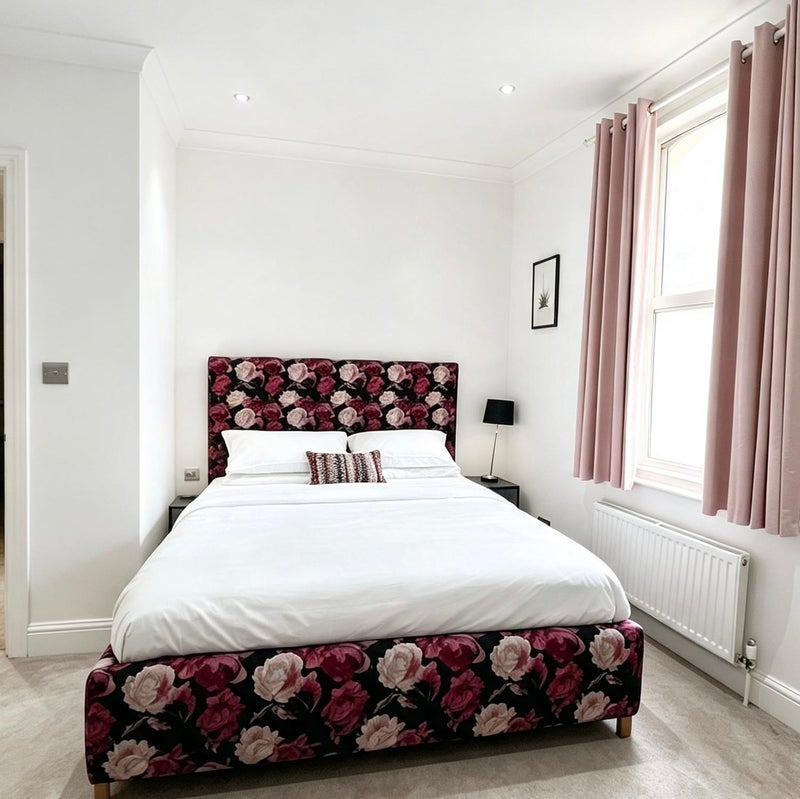 Flat Lynton Road in Greater London