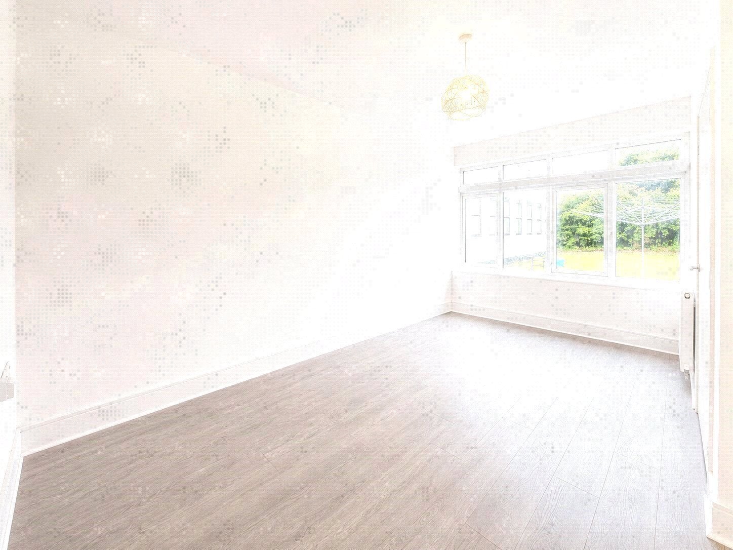Flat Elizabeth Way in Harlow