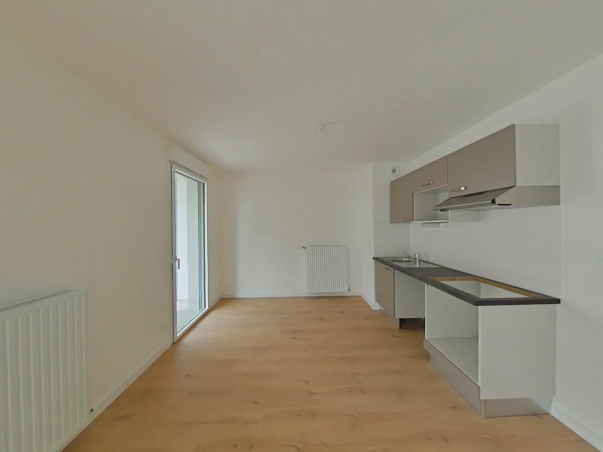 Flat Rue Maurice Chevalier in Nantes