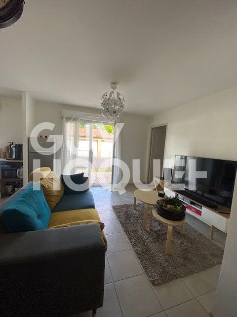 Appartement Rue Gambetta à Saint-Julien-les-Villas