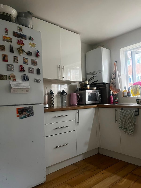 Room Clark Street in Greater London