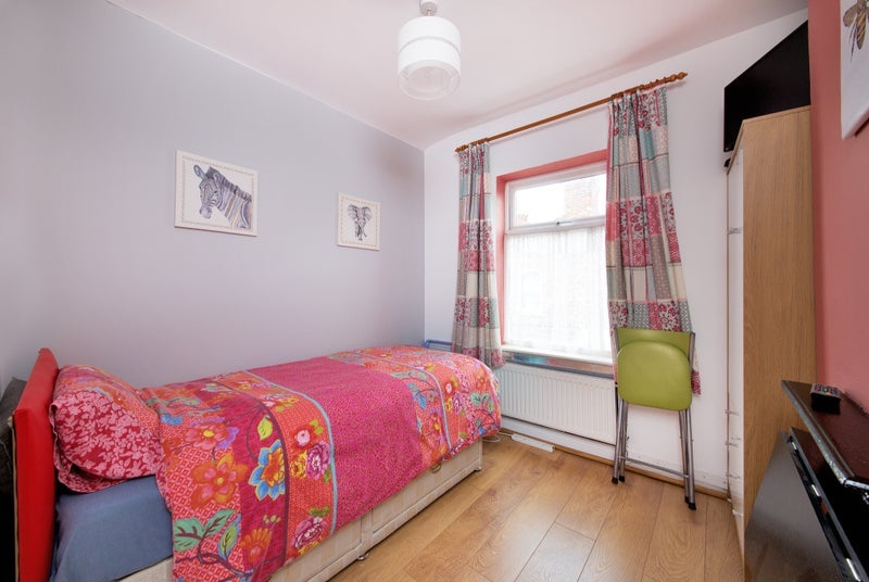 Room Oakfield Grove in Manchester