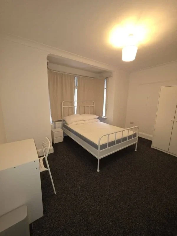 Room Watling Street in Dartford