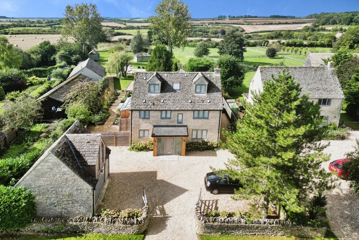 House Witney Lane in West Oxfordshire