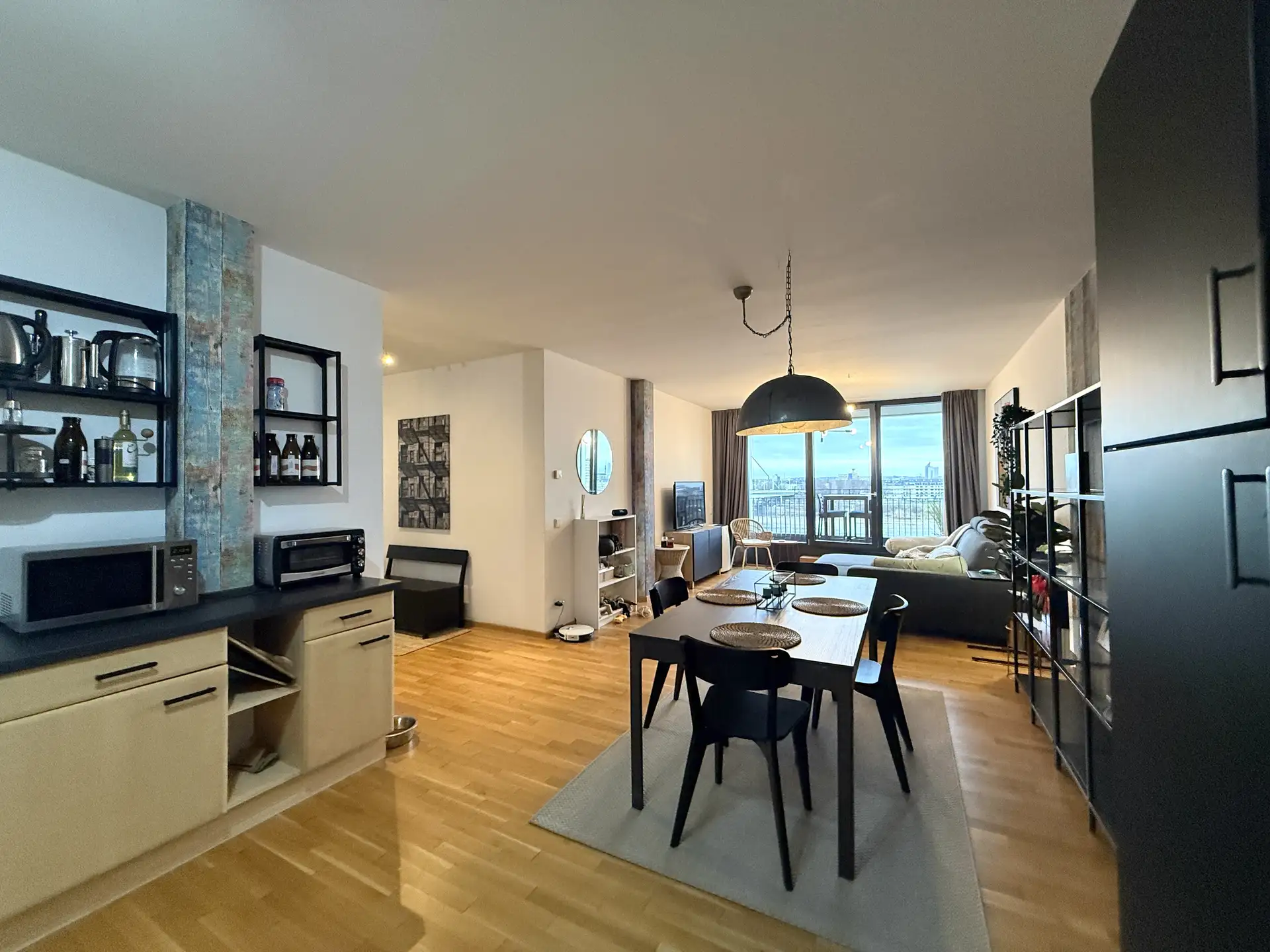 Wohnung Im Zollhafen in Köln