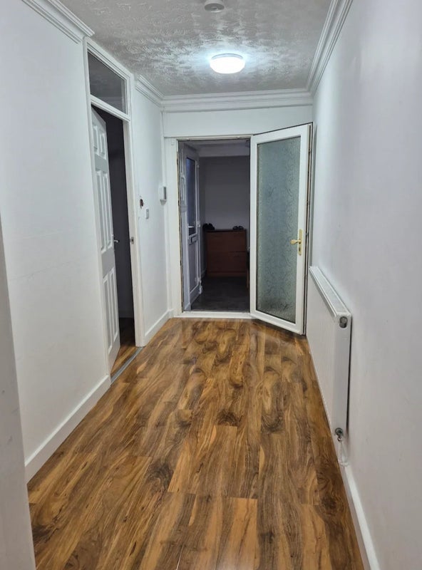 Room Dyce Close in Birmingham