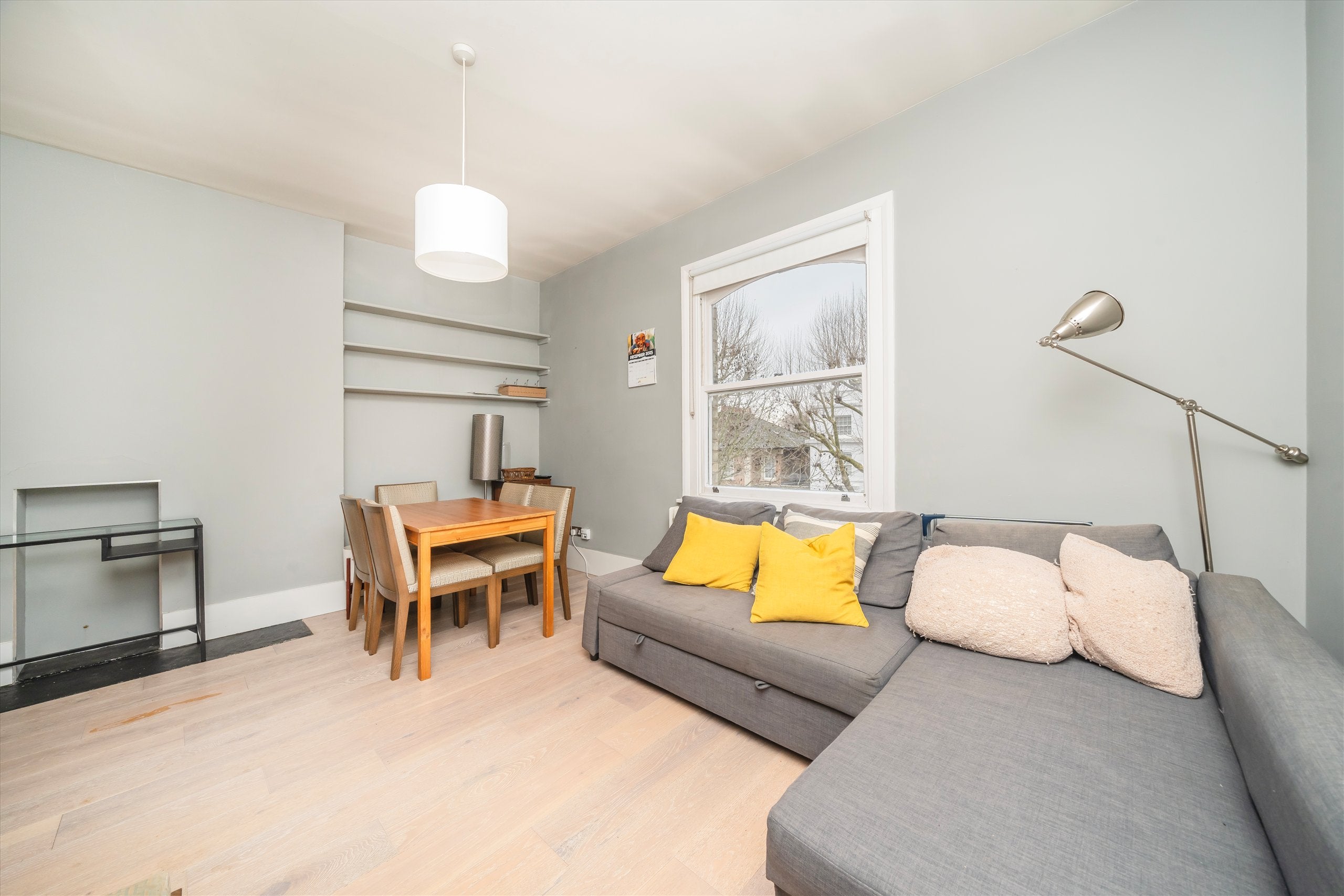 Flat Hammersmith Grove in Greater London