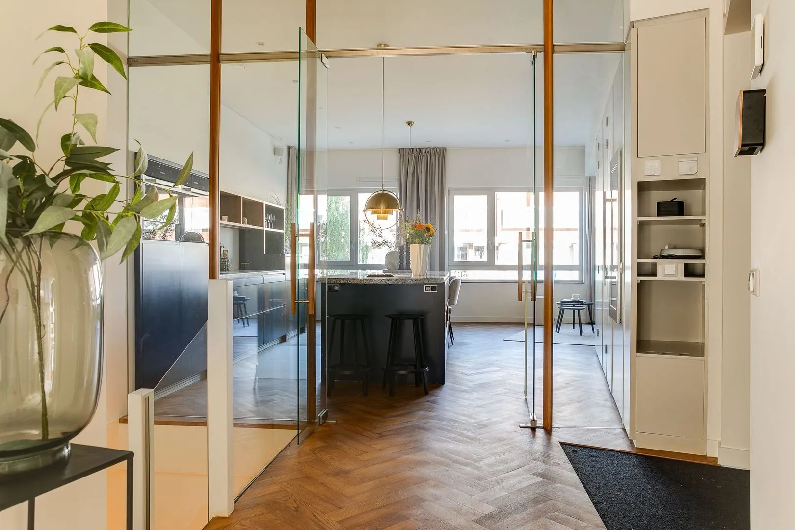 Appartement te koop: Revaleiland 73, Amsterdam