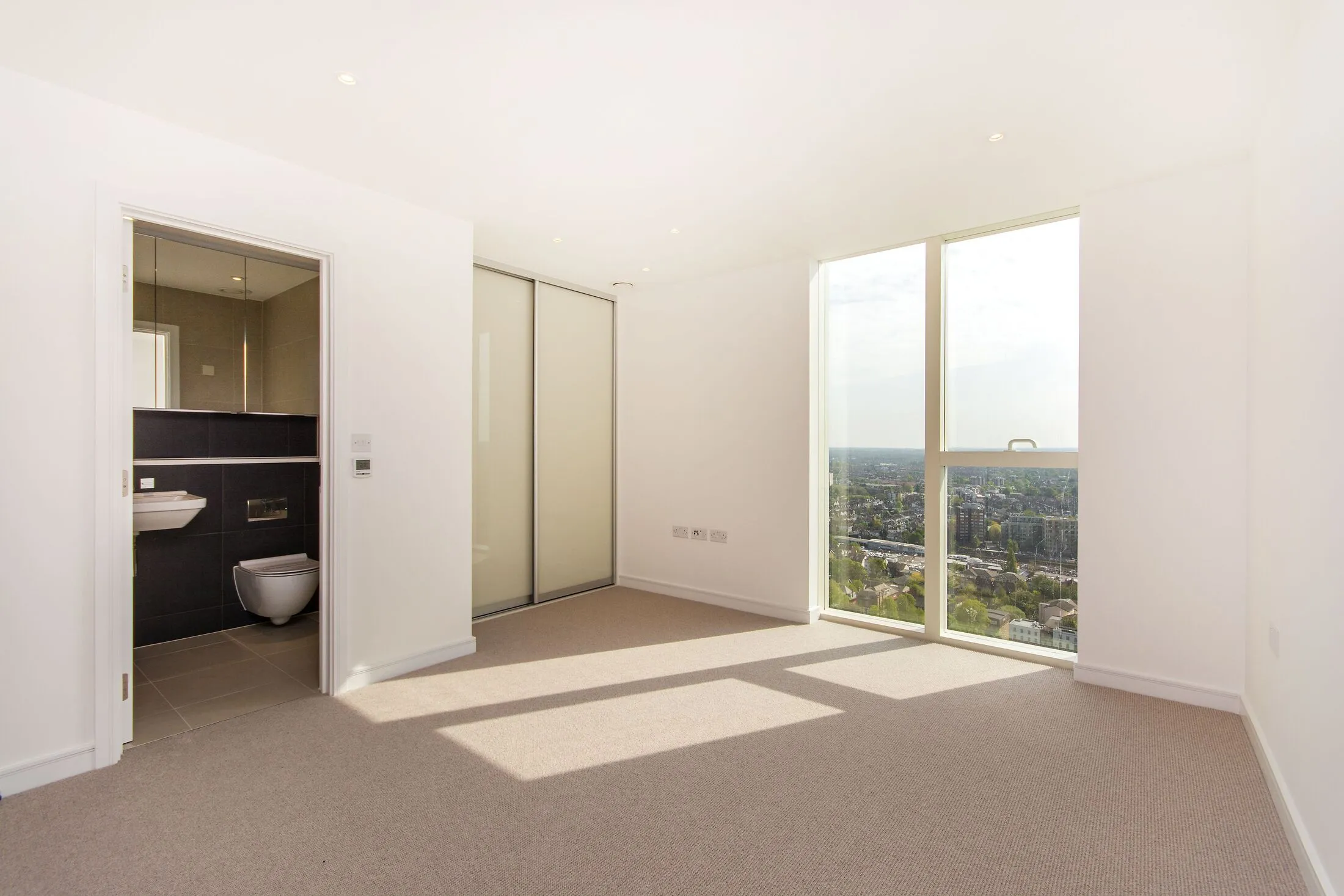 Flat Bedford Park in Greater London